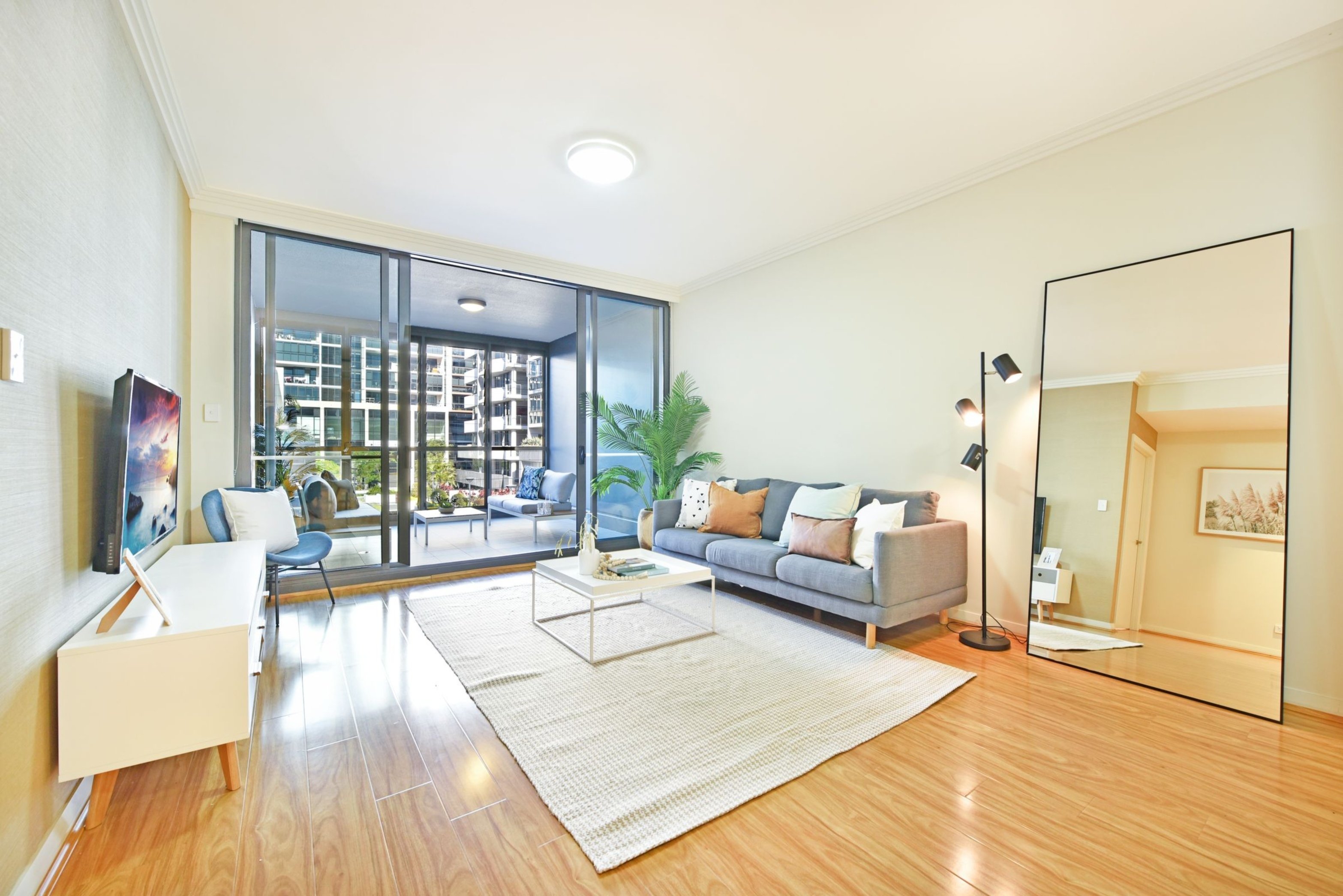 508/53 Hill Road, Wentworth Point Sold by Chidiac Realty - image 1