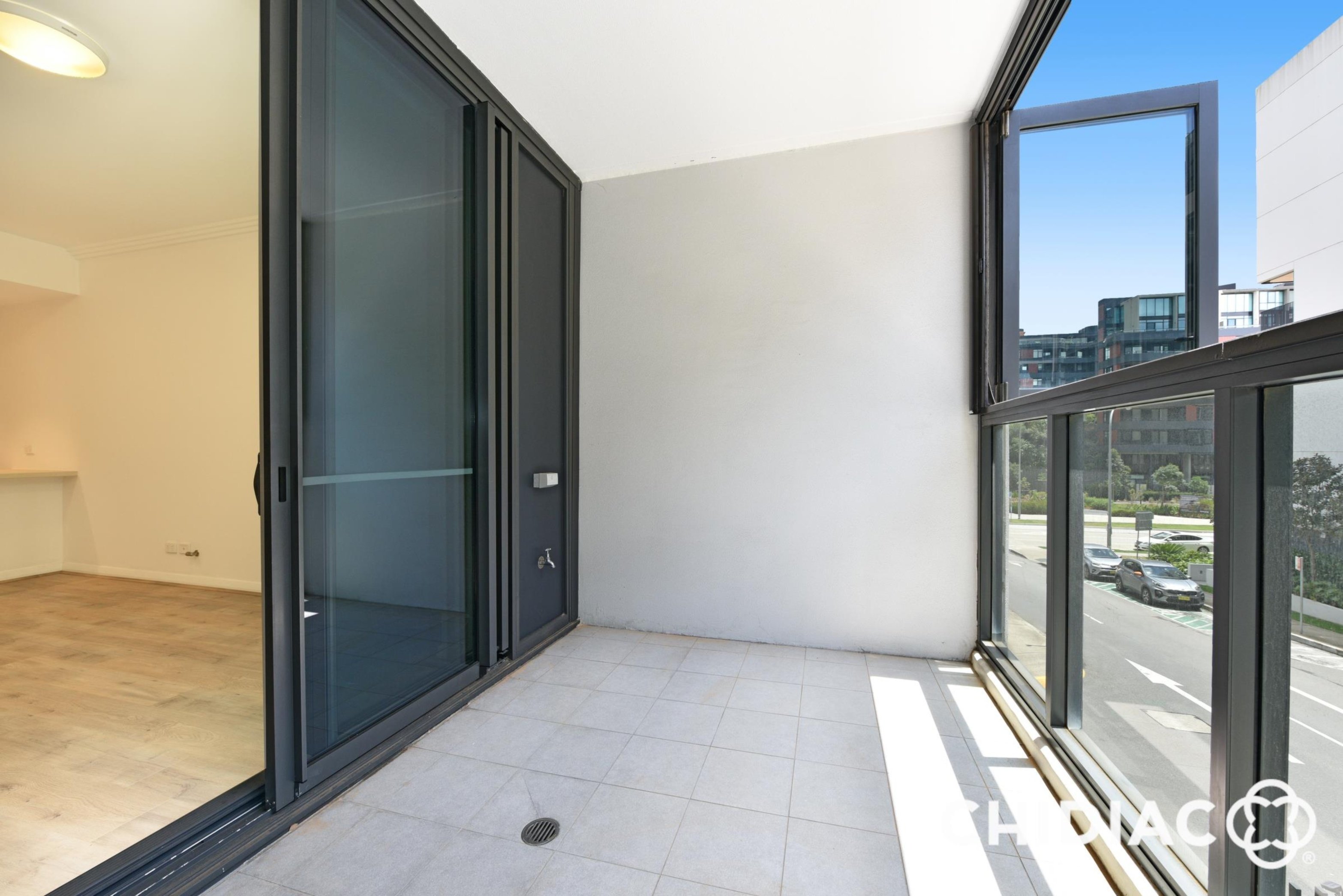 302/2 Park Street North, Wentworth Point Leased by Chidiac Realty - image 2