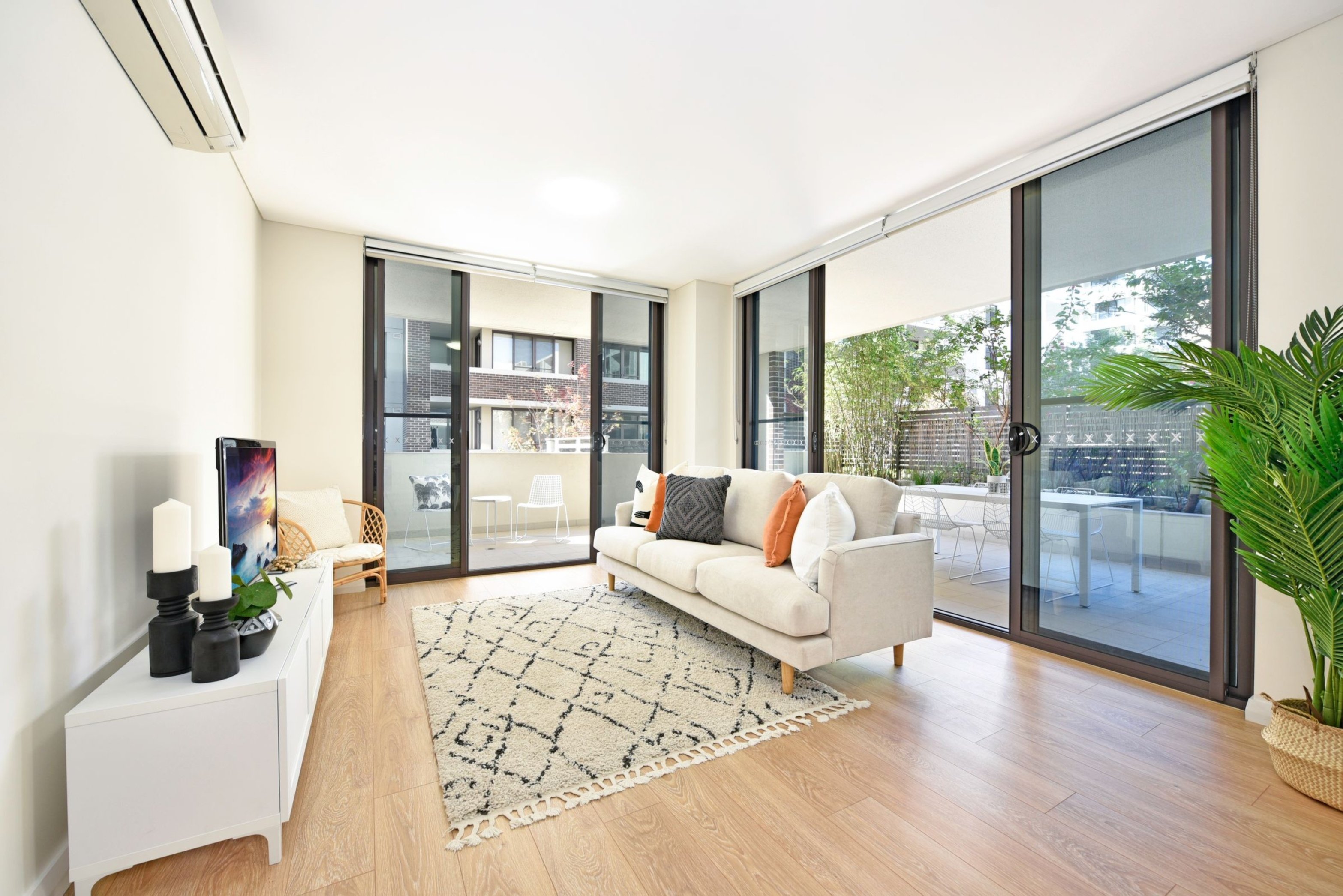210/27 Hill Road, Wentworth Point Sold by Chidiac Realty - image 1