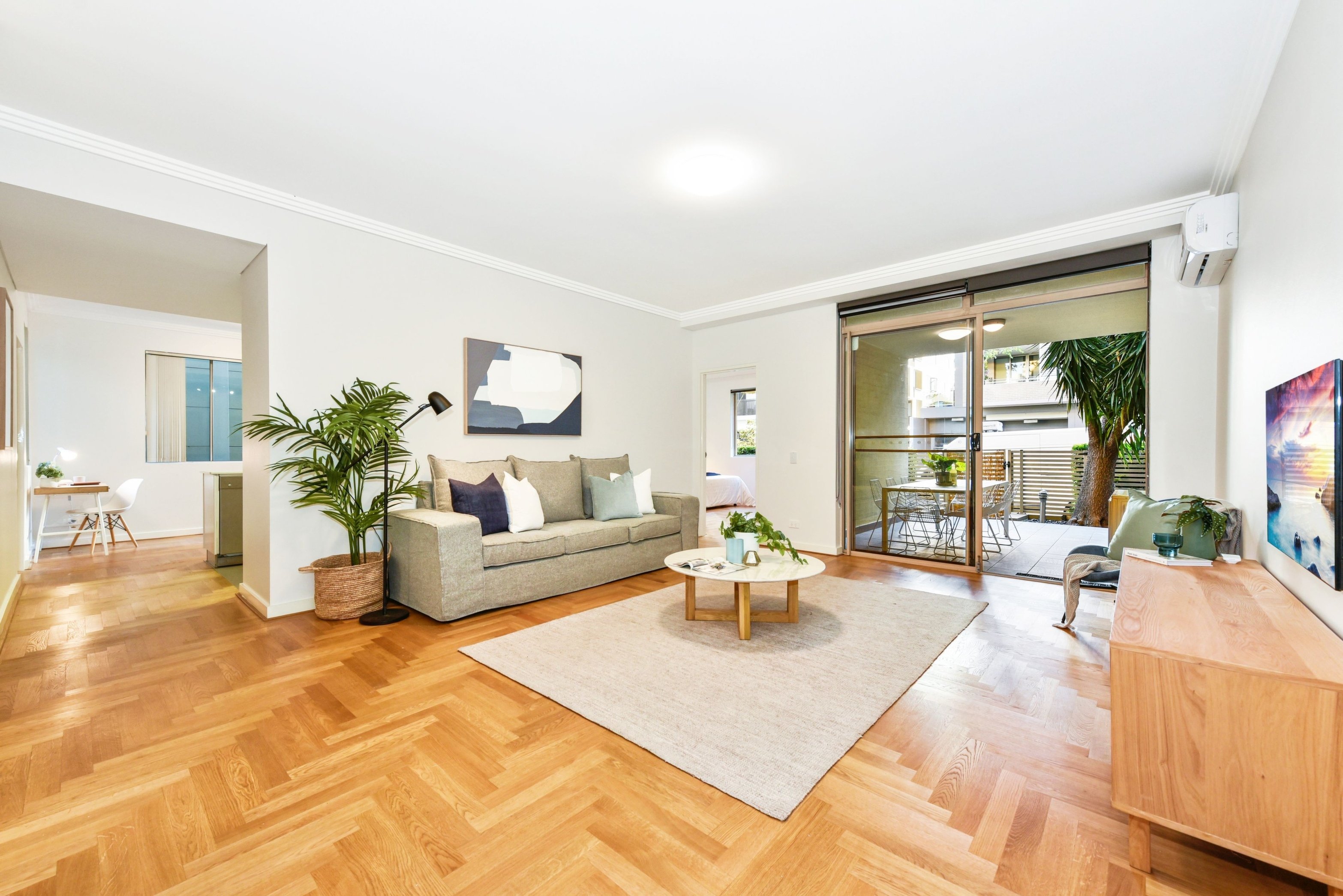 101/4 Stromboli Strait, Wentworth Point Sold by Chidiac Realty - image 1