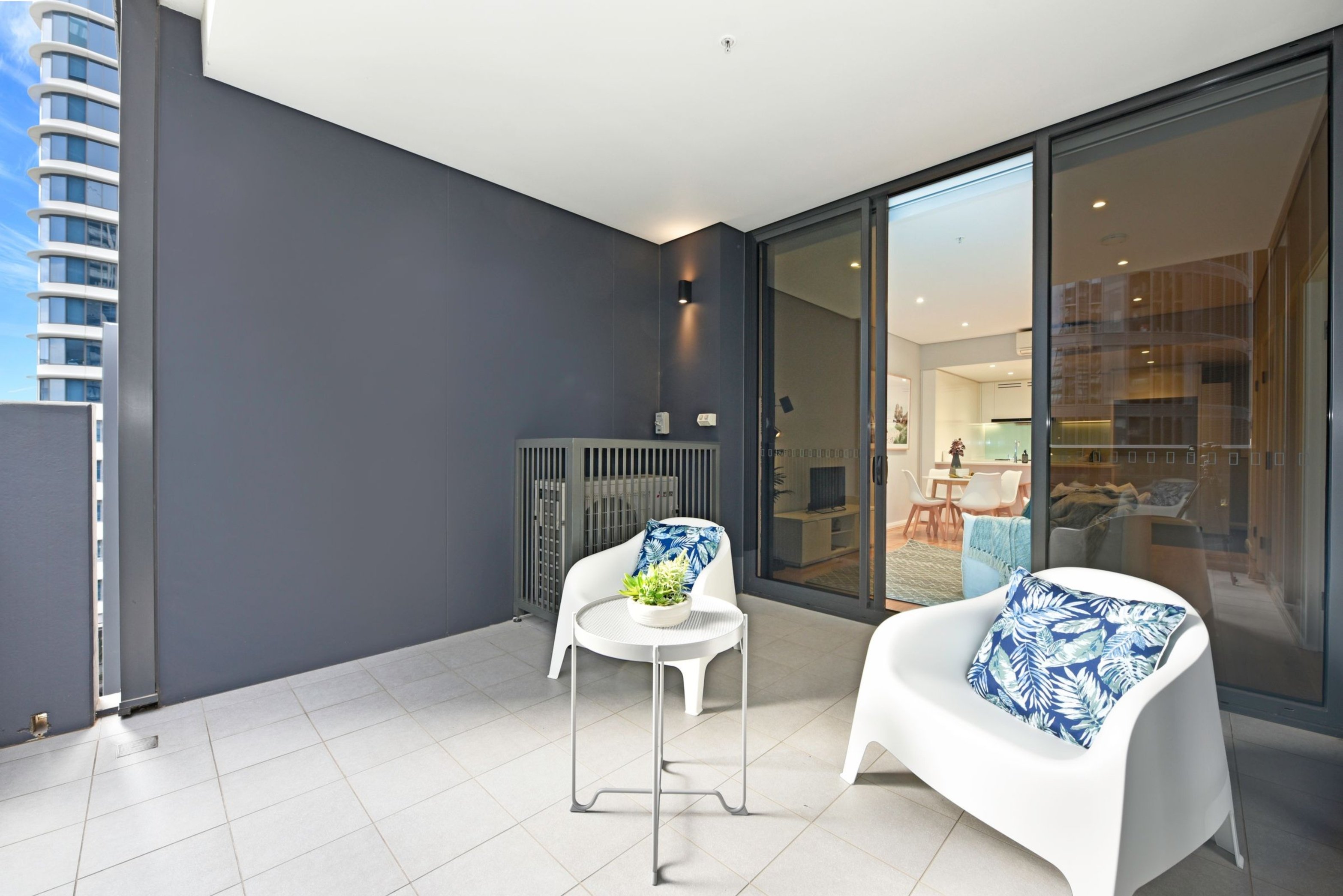 802/5 Wentworth Place, Wentworth Point Sold by Chidiac Realty - image 1