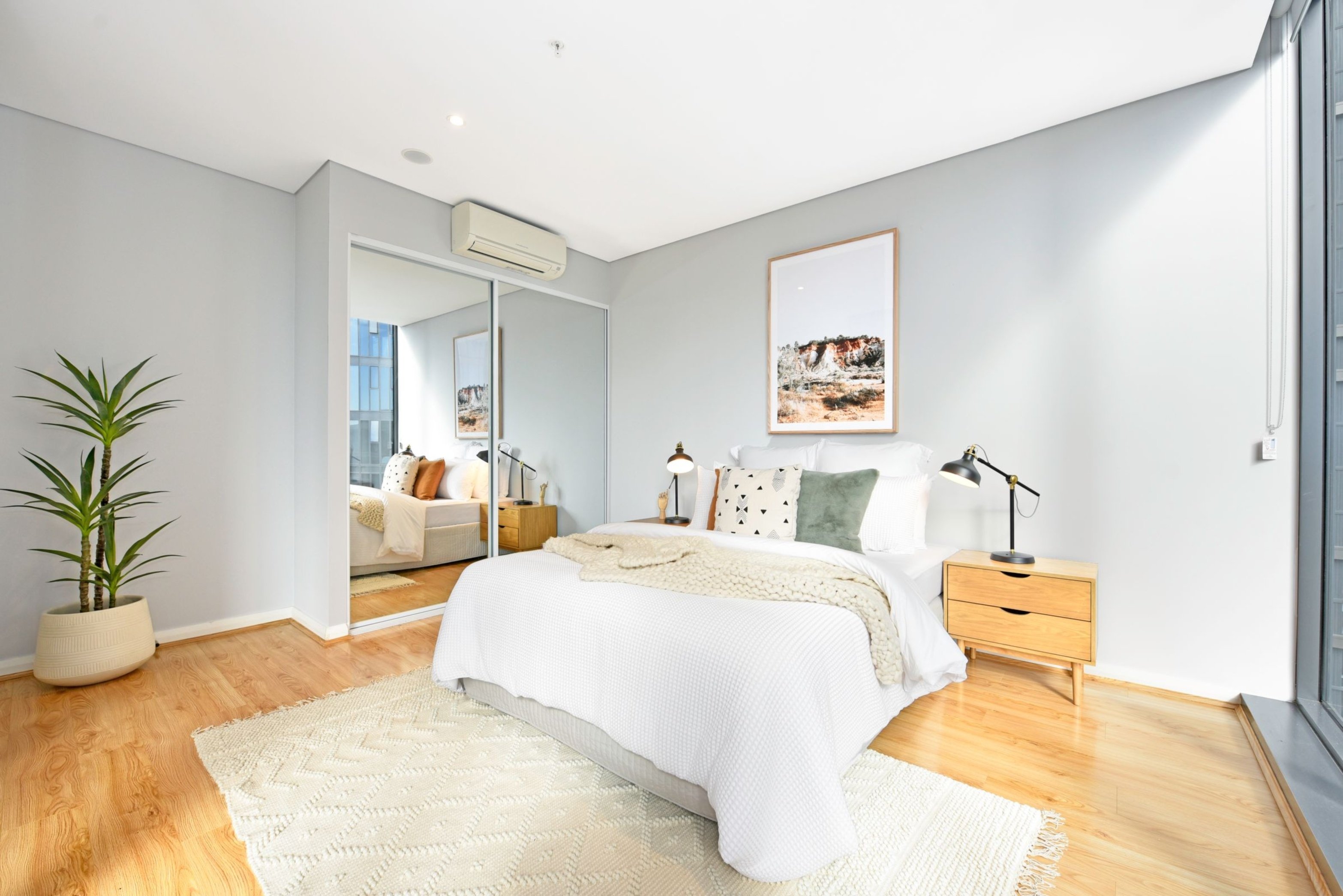 802/5 Wentworth Place, Wentworth Point Sold by Chidiac Realty - image 5