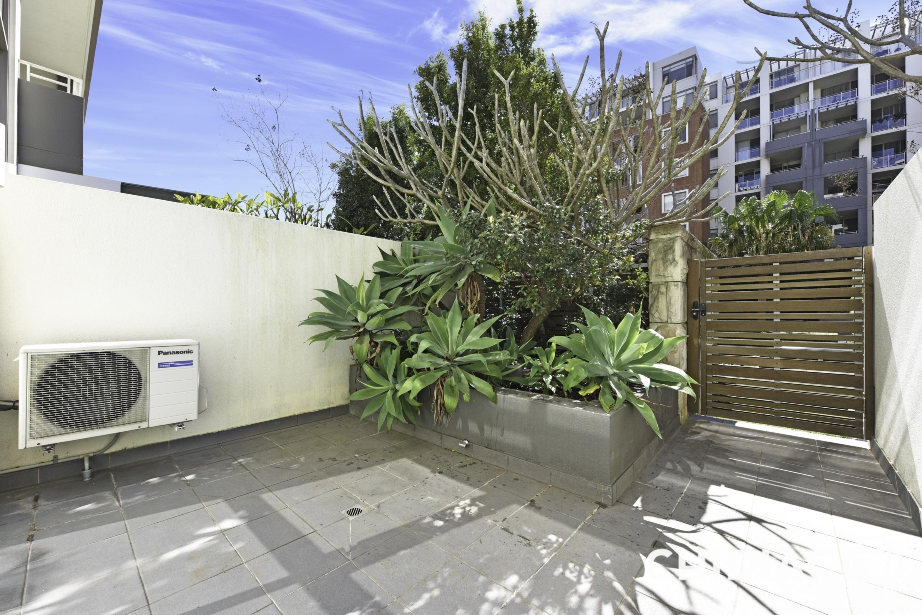 107/19 Hill Road, Wentworth Point Leased by Chidiac Realty - image 1