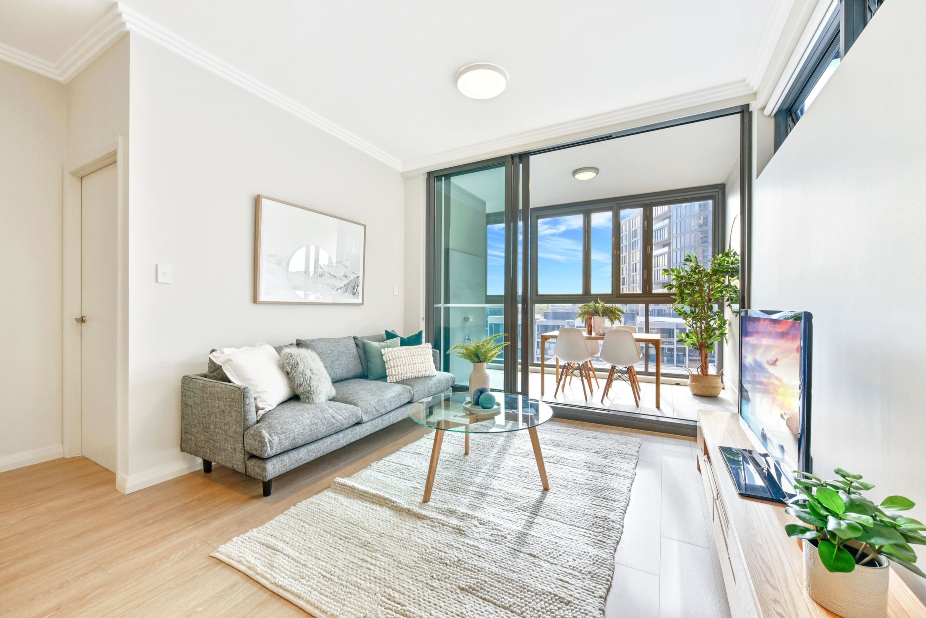 902/5 Waterways St, Wentworth Point Sold by Chidiac Realty - image 1