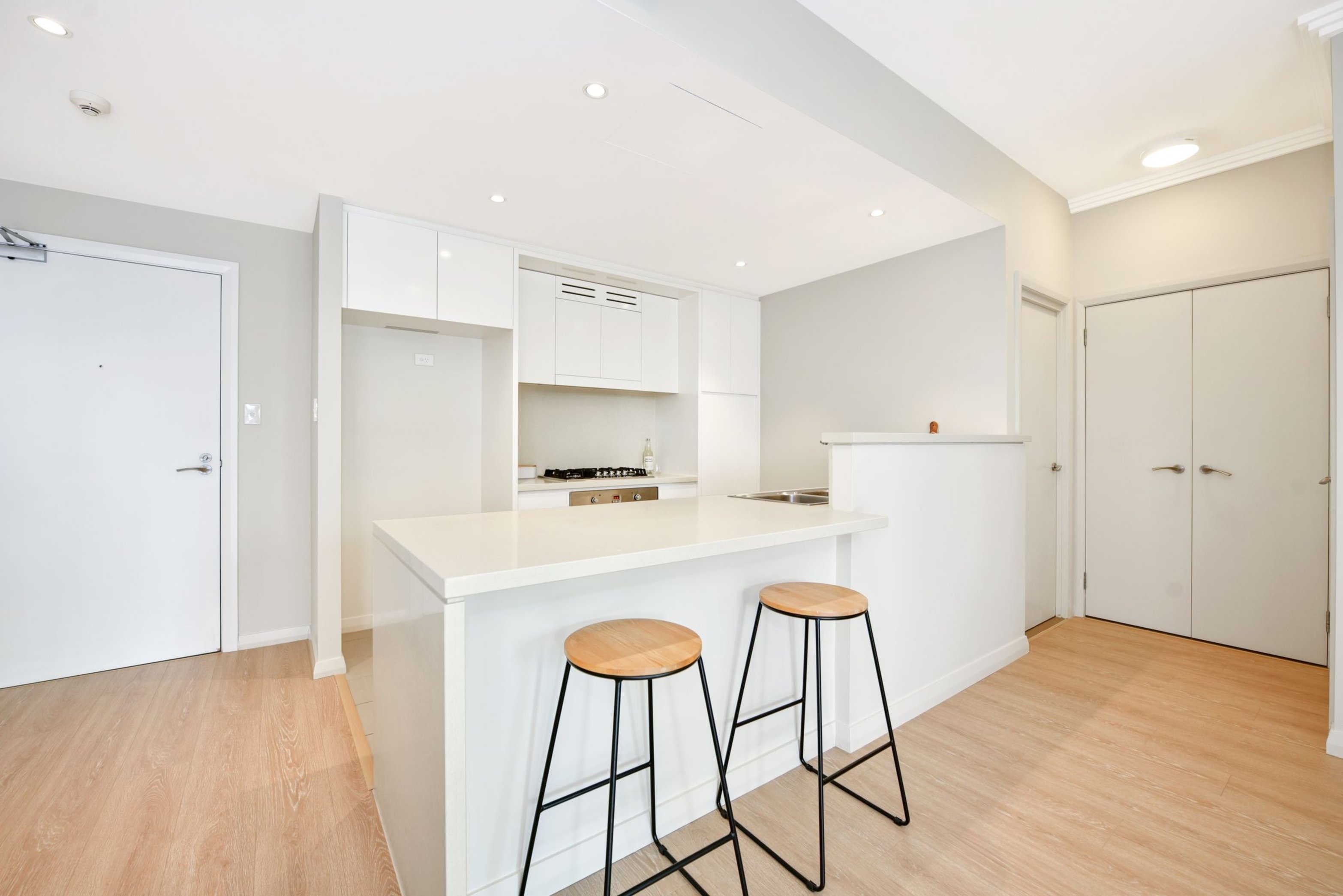 902/5 Waterways St, Wentworth Point Sold by Chidiac Realty - image 3