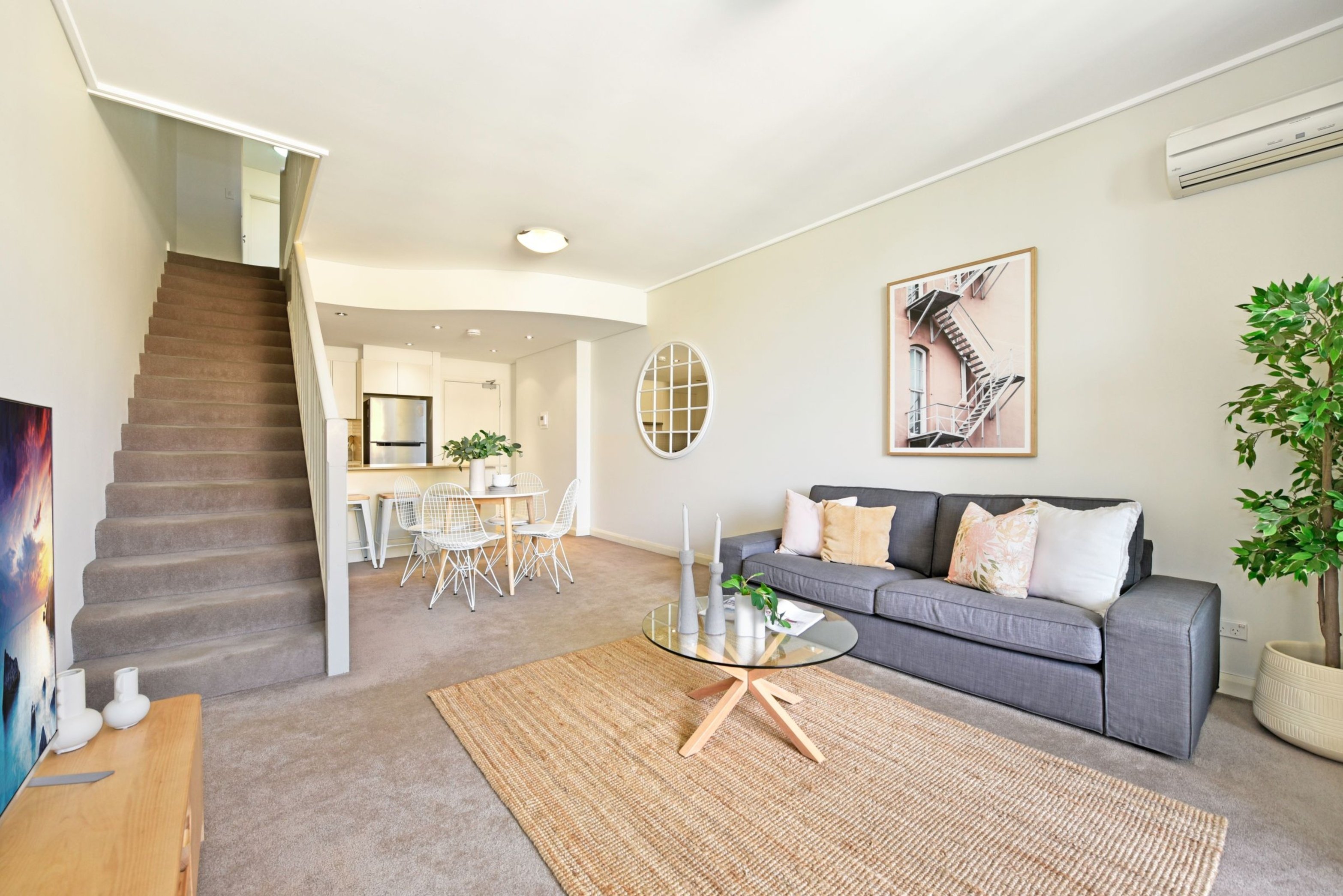 411/37 Amalfi Drive, Wentworth Point Sold by Chidiac Realty - image 3
