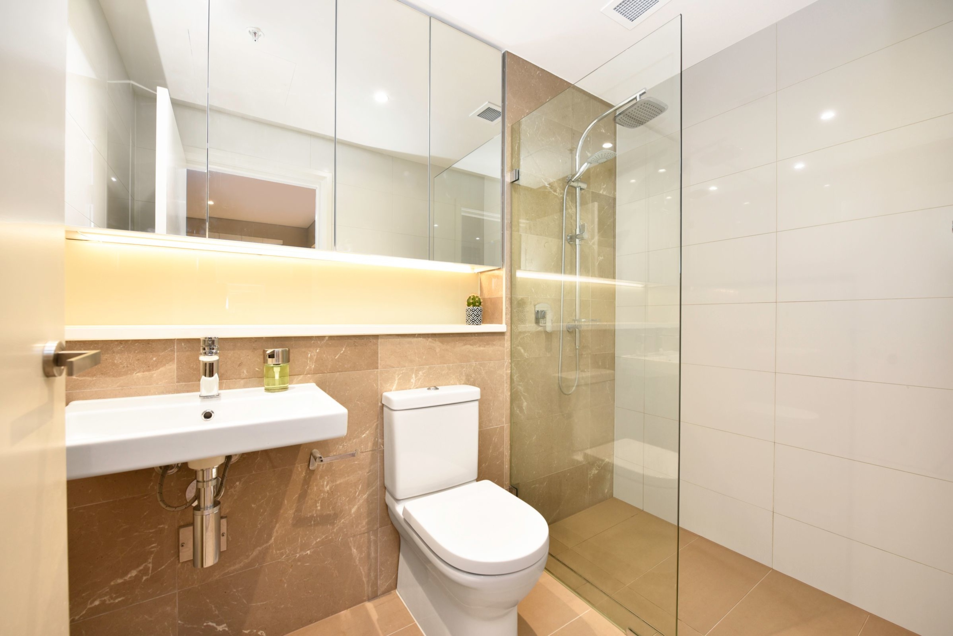 503/5 Wentworth Place, Wentworth Point Sold by Chidiac Realty - image 5