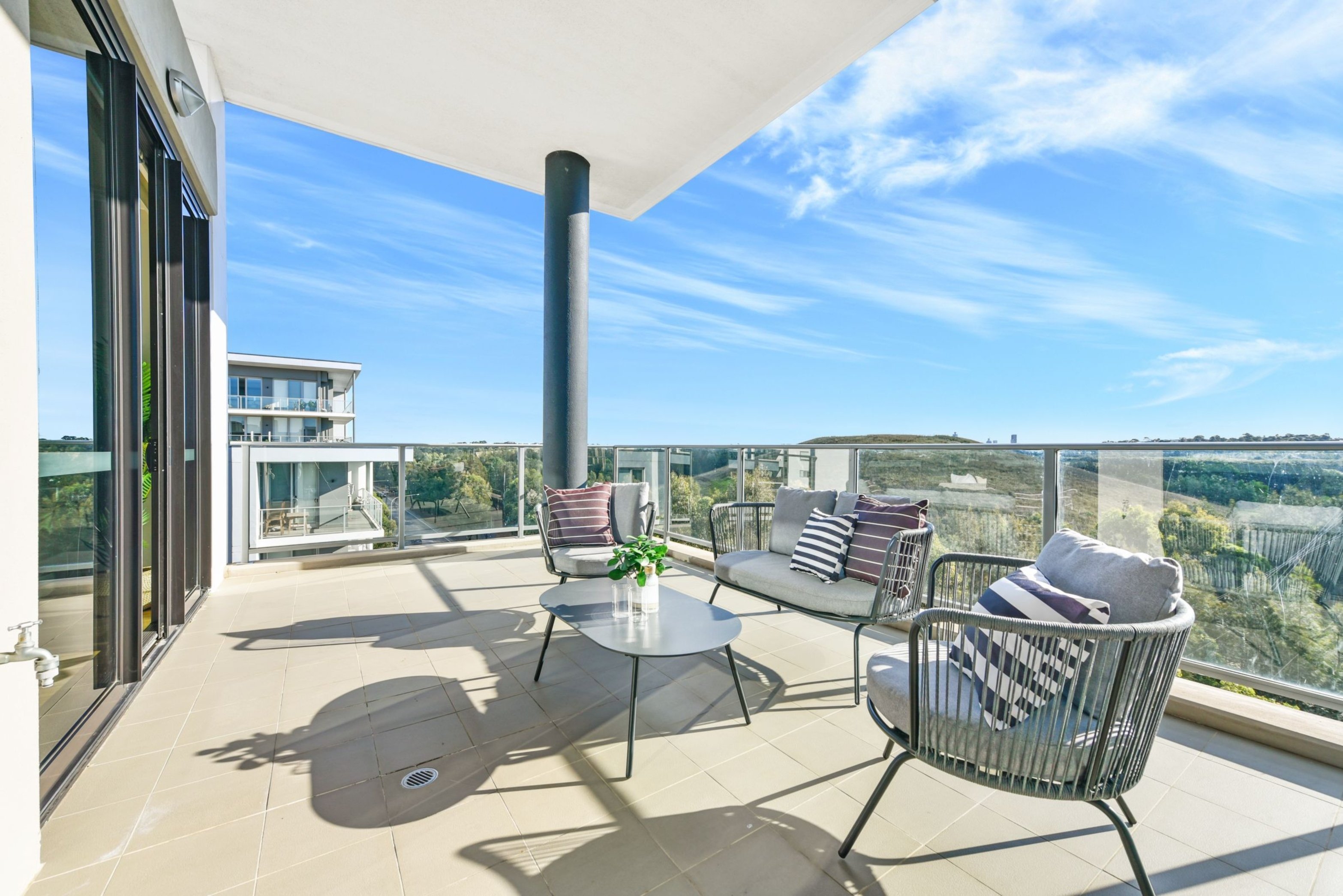 802/47 Hill Road, Wentworth Point Sold by Chidiac Realty - image 2