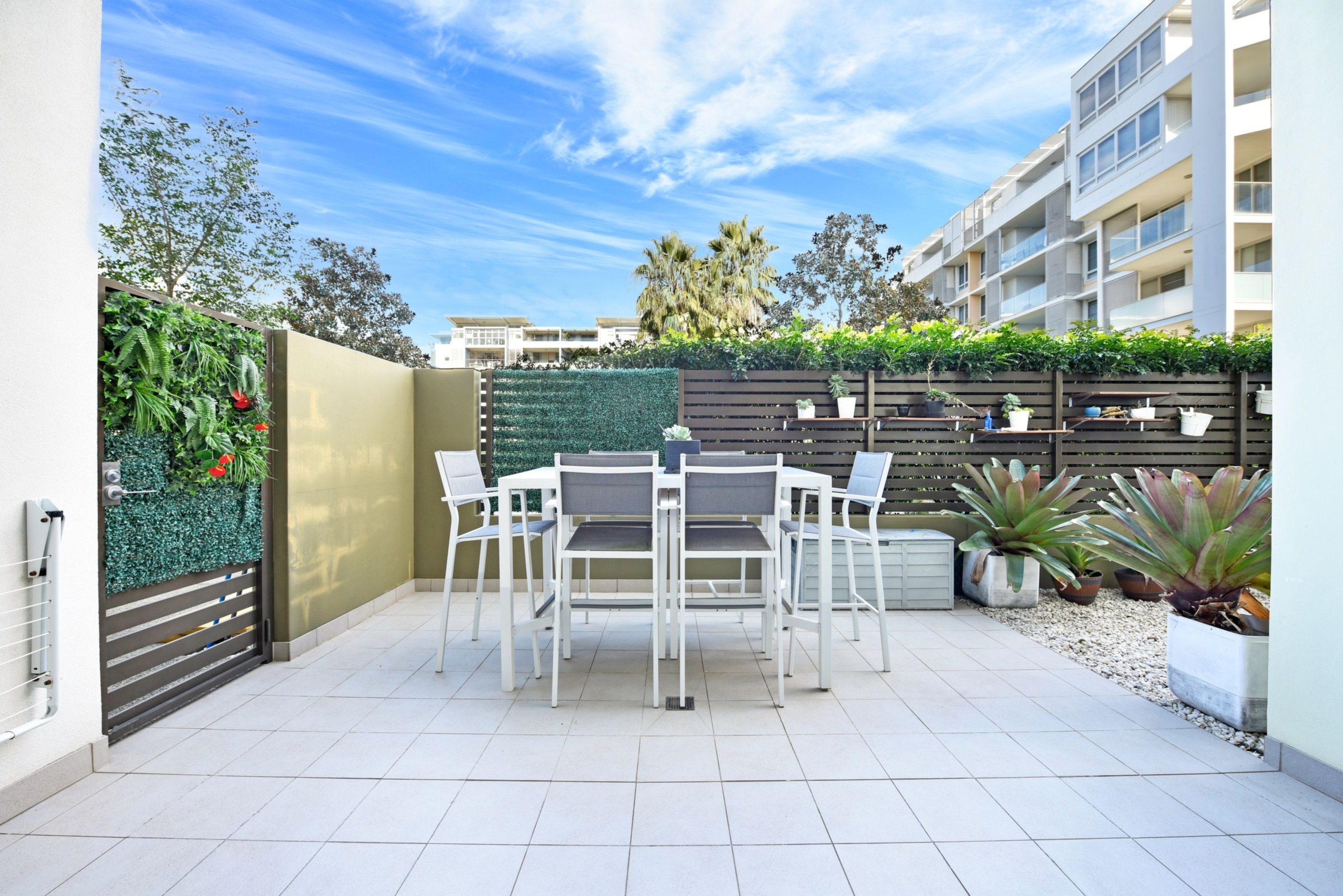 301/4 Nuvolari Place, Wentworth Point Sold by Chidiac Realty - image 1