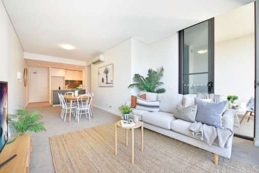 623/45 Amalfi Drive, Wentworth Point Sold by Chidiac Realty