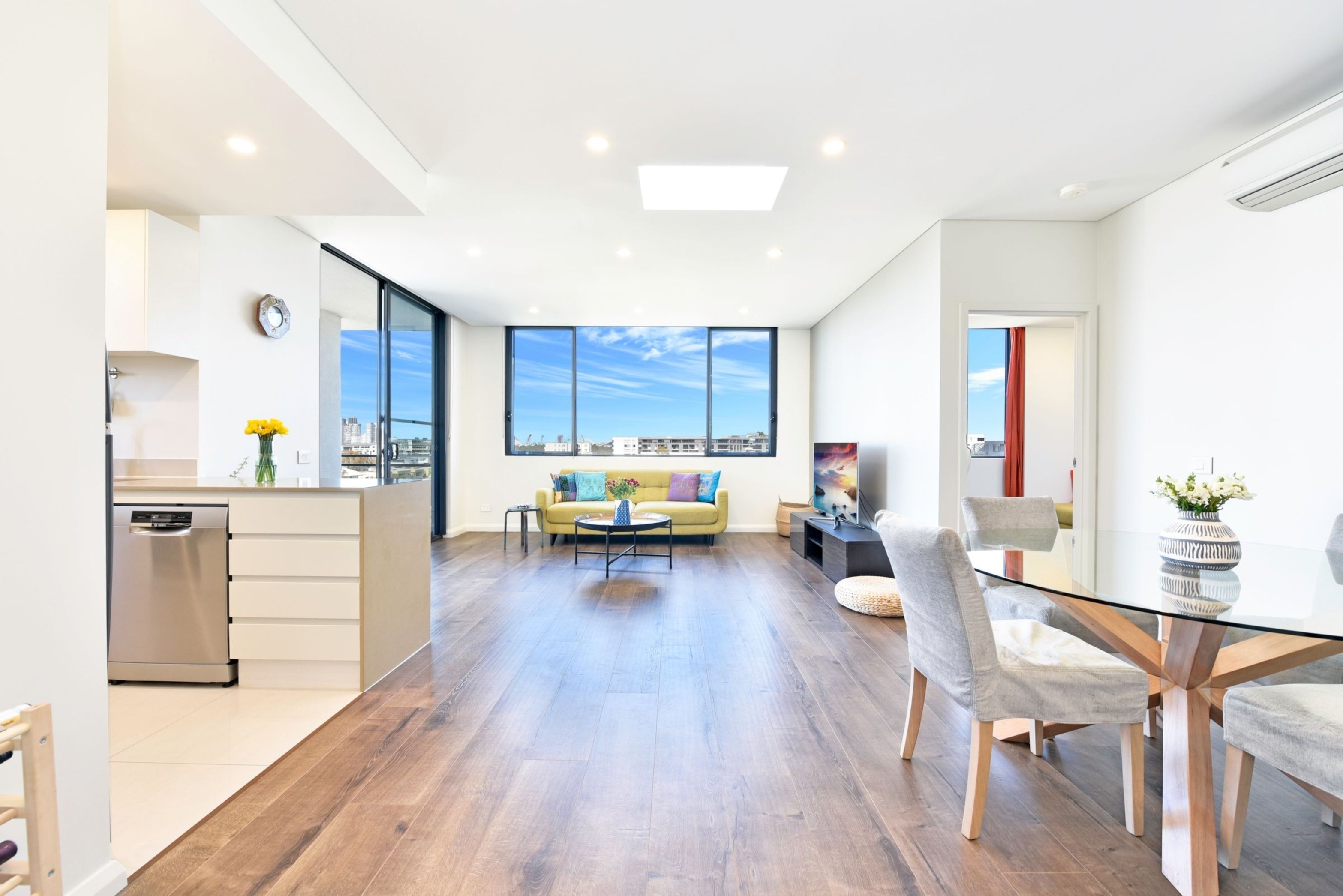 810/14 Baywater Drive, Wentworth Point Sold by Chidiac Realty - image 1