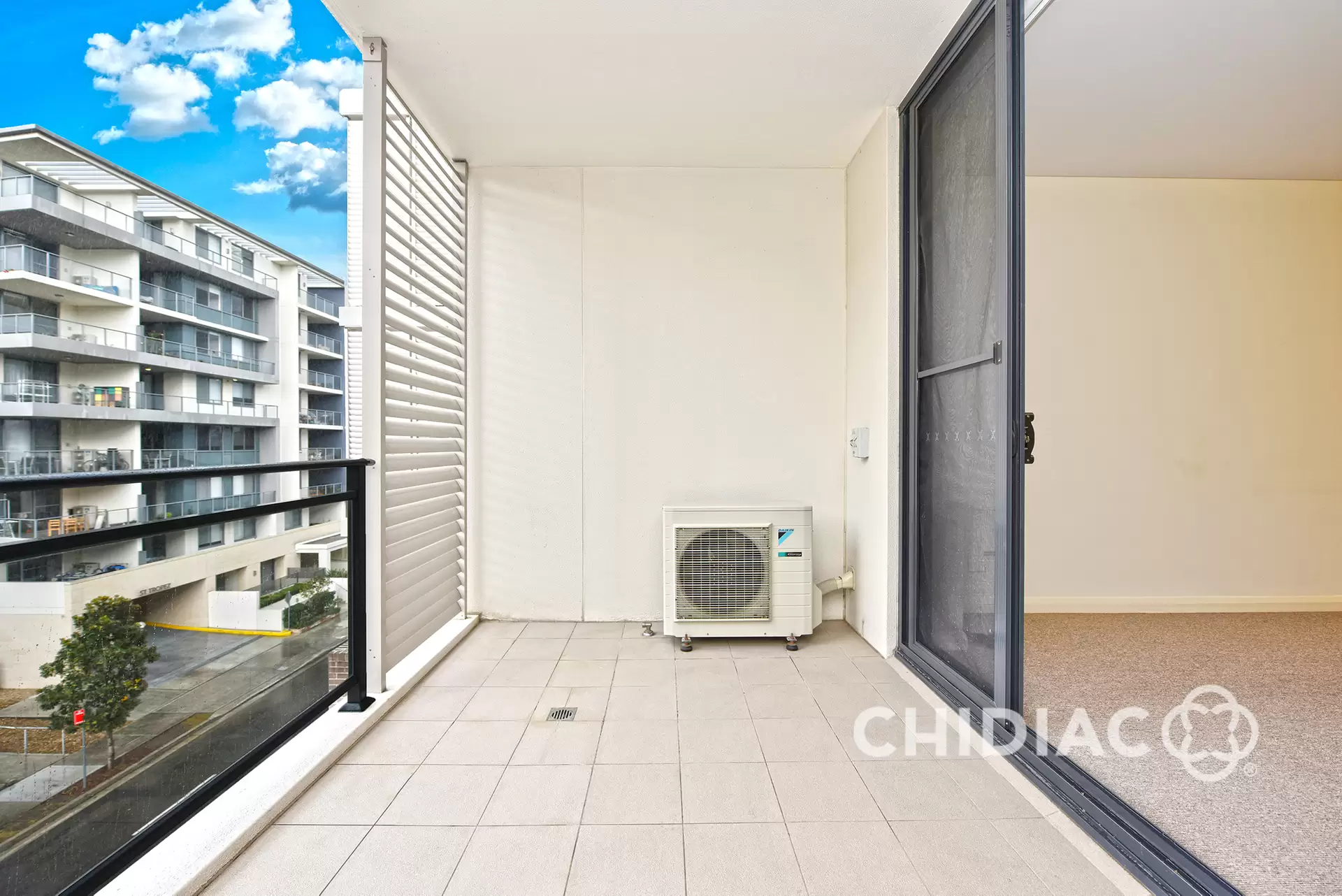 439/21 Marine Parade, Wentworth Point Leased by Chidiac Realty - image 1
