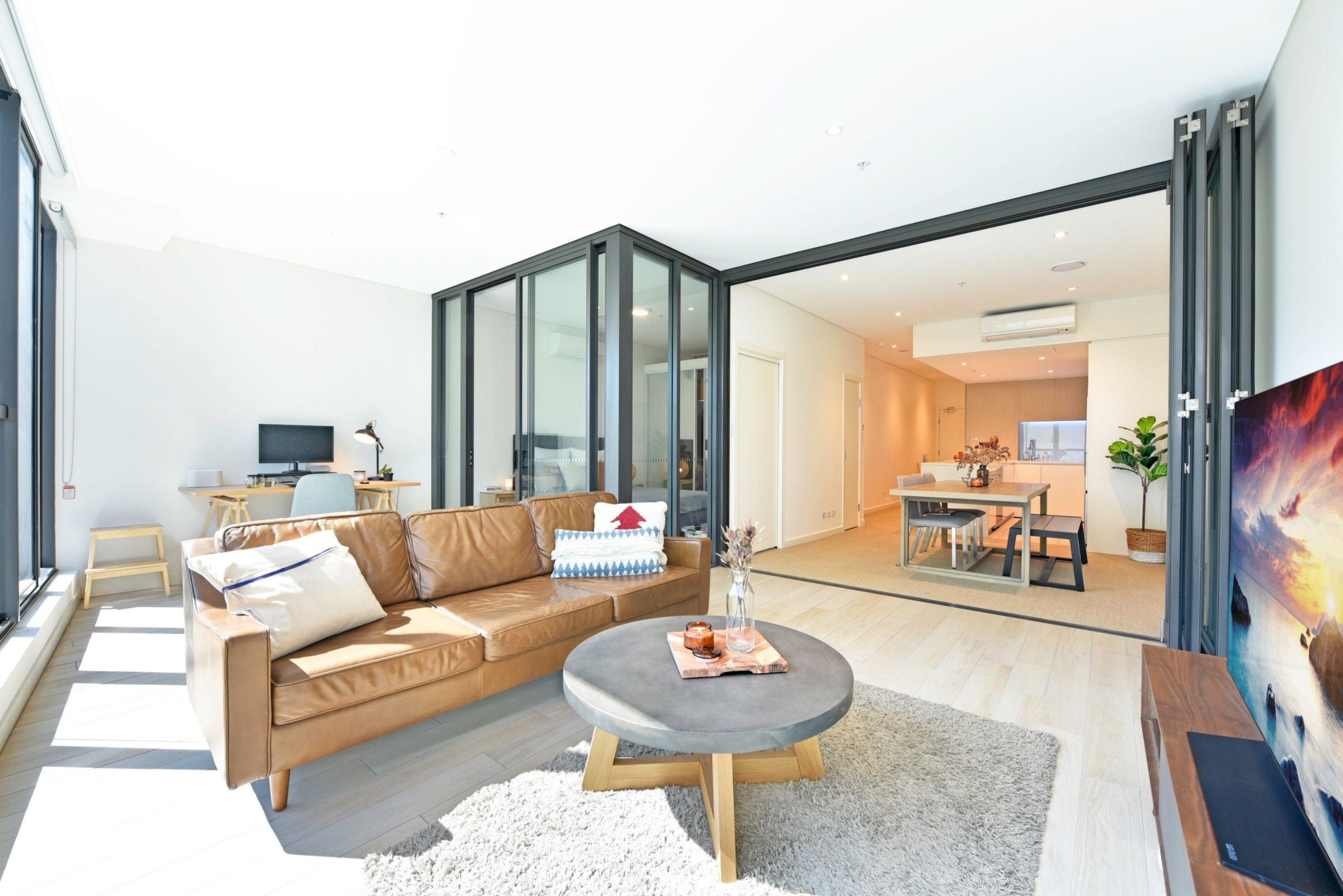 810/11 Wentworth Place, Wentworth Point Sold by Chidiac Realty - image 1