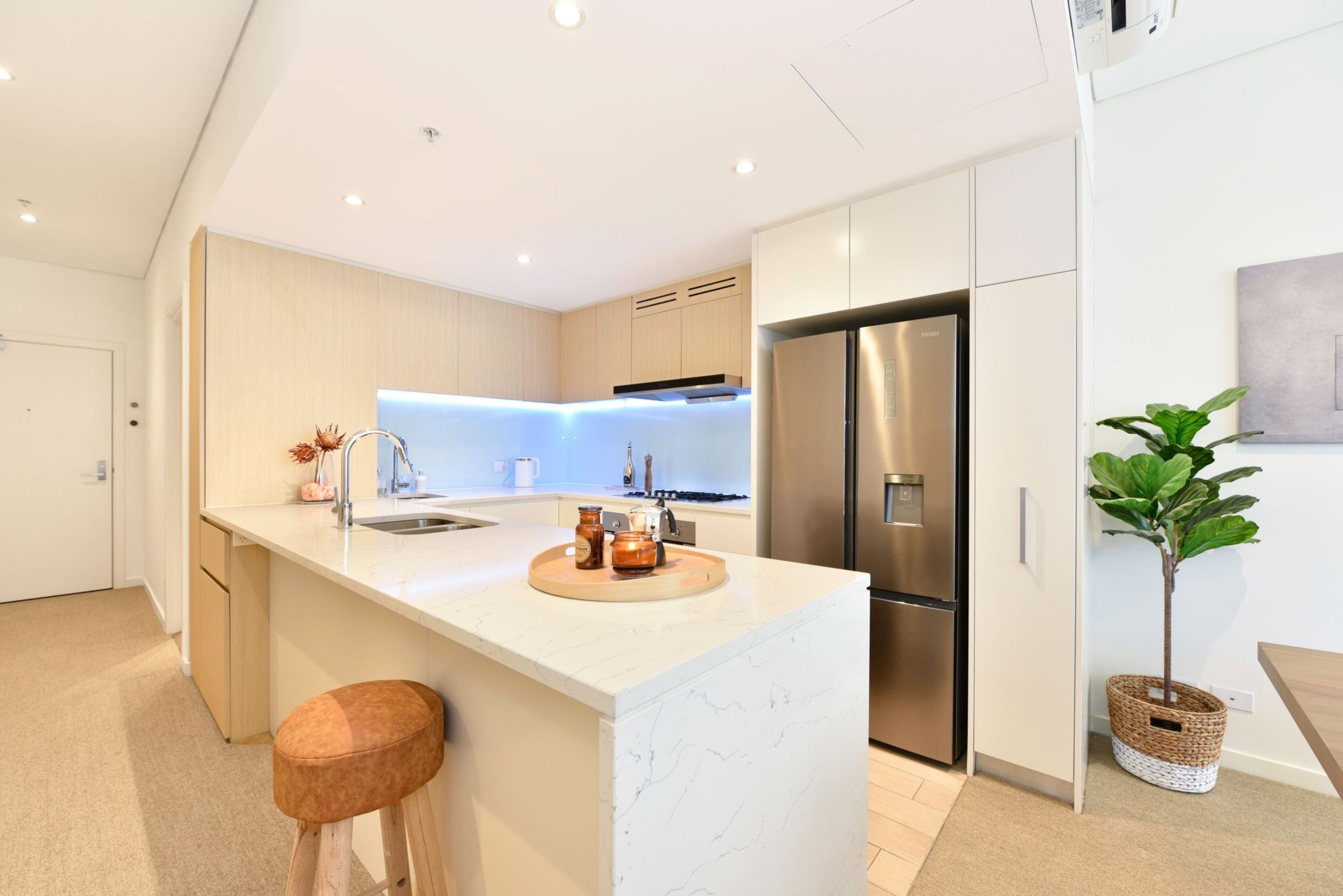 810/11 Wentworth Place, Wentworth Point Sold by Chidiac Realty - image 2