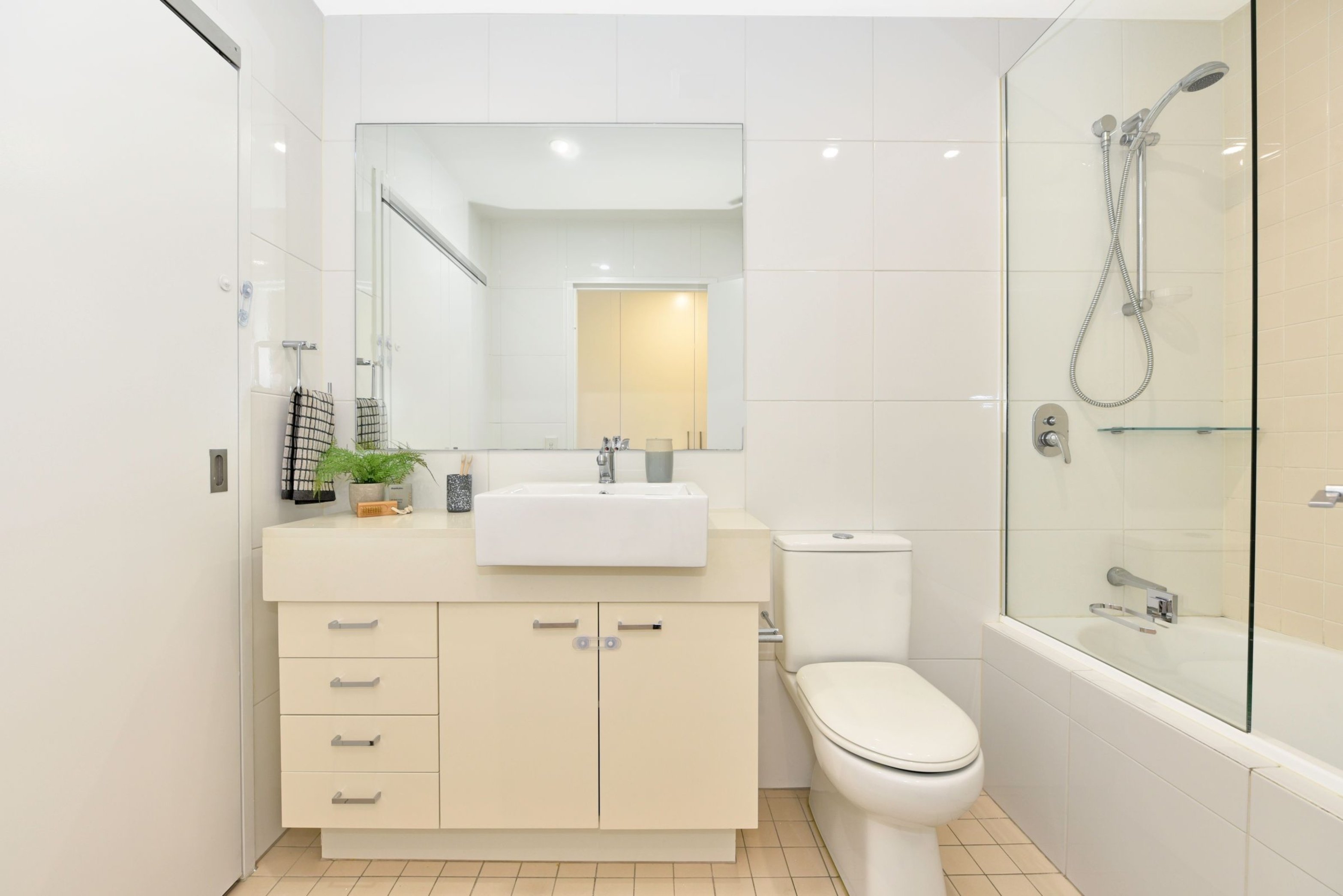 605/4 Nuvolari Place, Wentworth Point Sold by Chidiac Realty - image 10