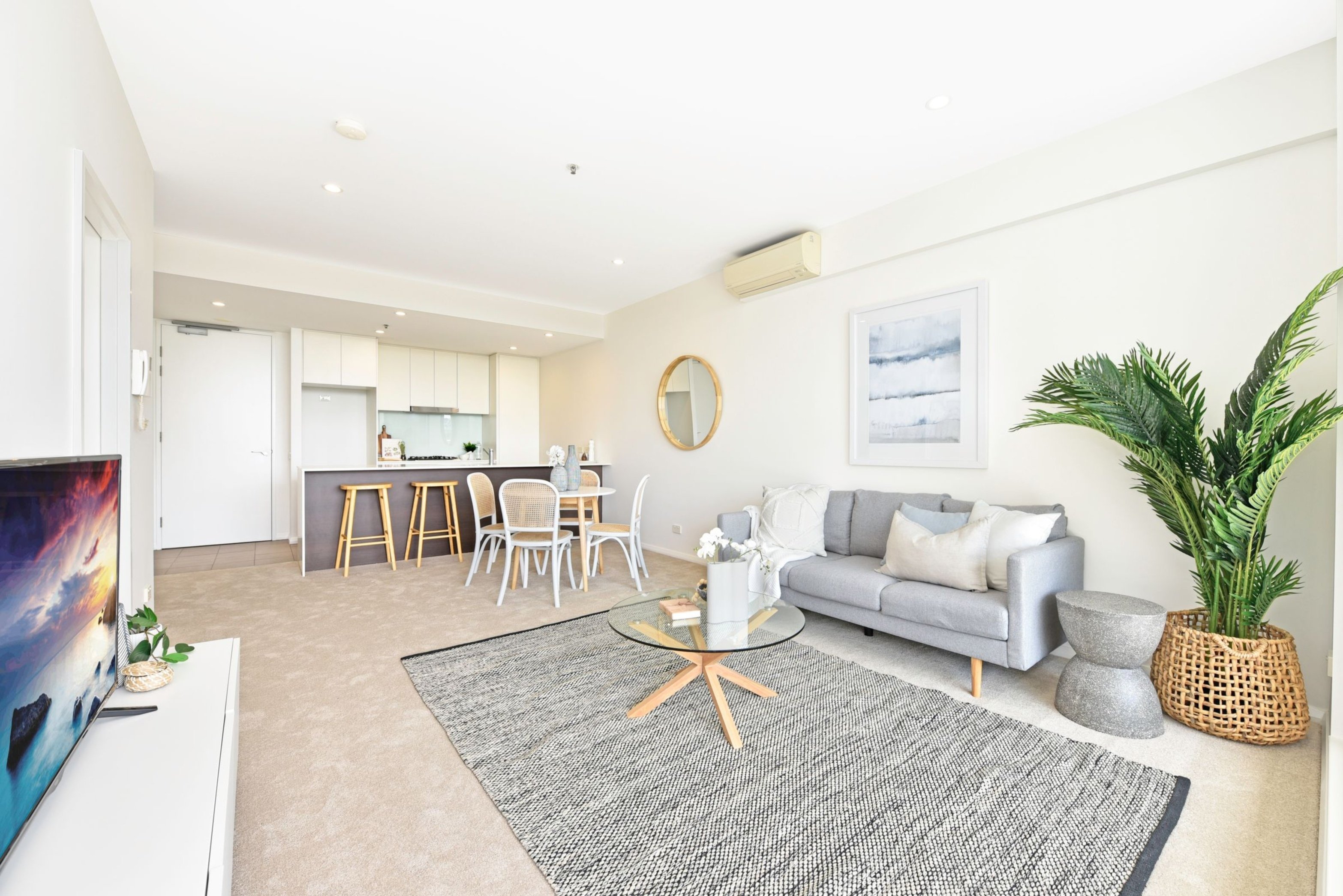 905/43 Shoreline Drive, Rhodes Sold by Chidiac Realty - image 4