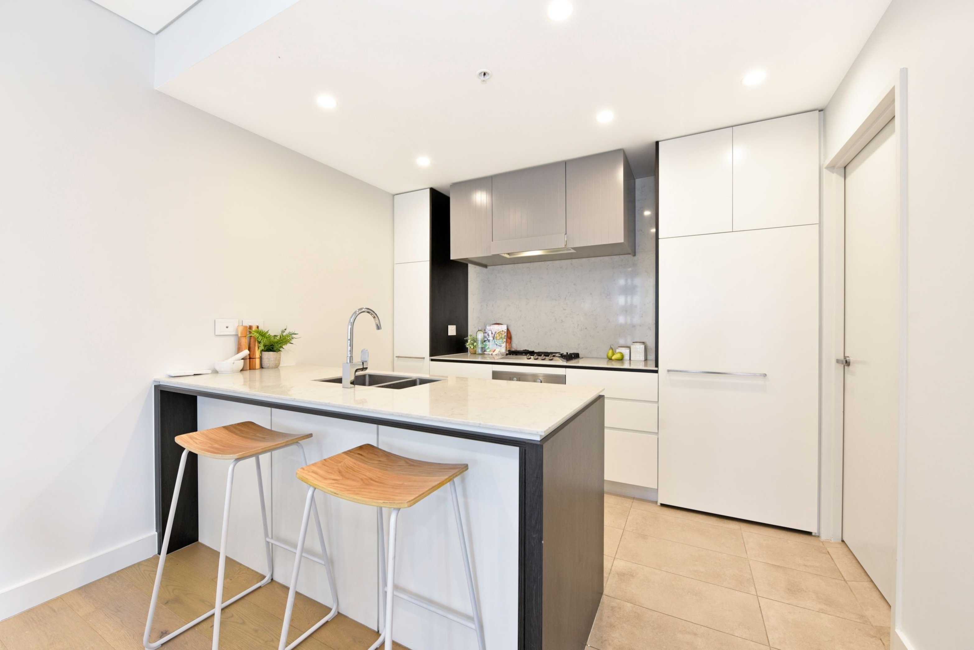 1010/13 Verona Drive, Wentworth Point Sold by Chidiac Realty - image 5
