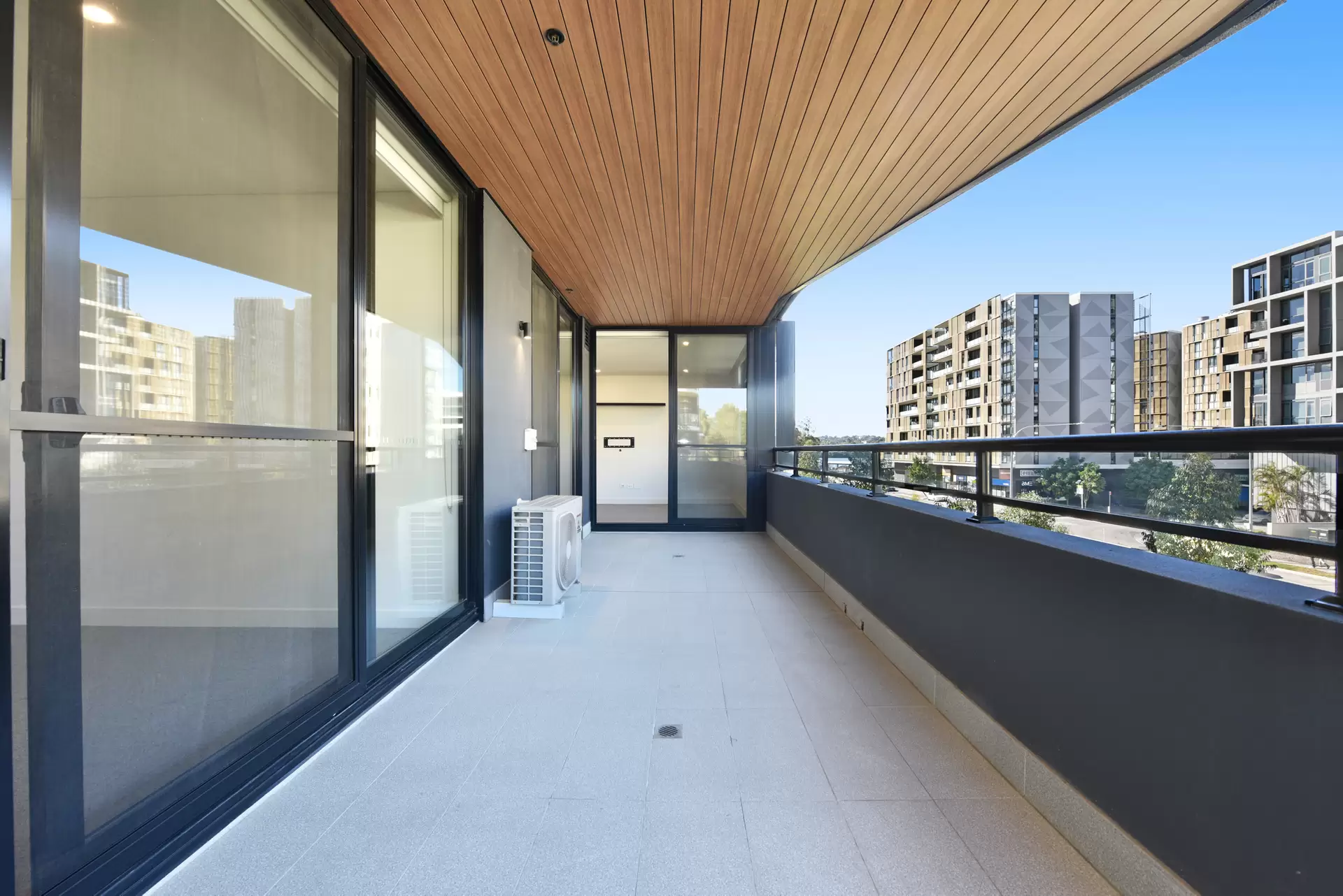 308/16 Hill Road, Wentworth Point Leased by Chidiac Realty - image 1