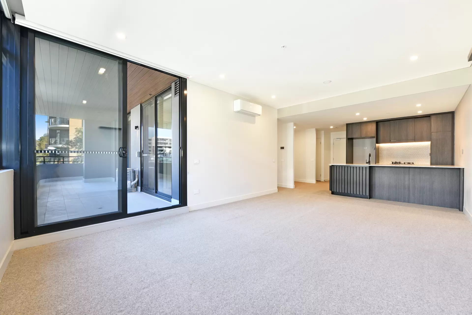 308/16 Hill Road, Wentworth Point Leased by Chidiac Realty - image 1