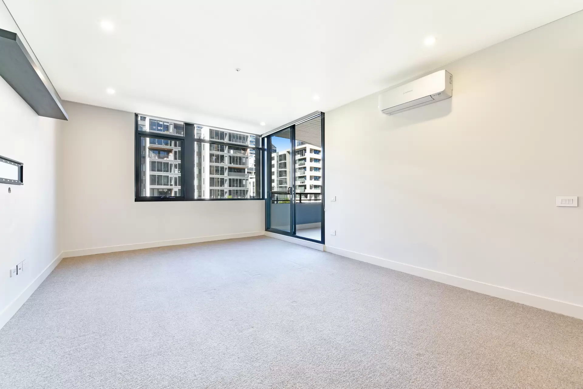 308/16 Hill Road, Wentworth Point Leased by Chidiac Realty - image 1
