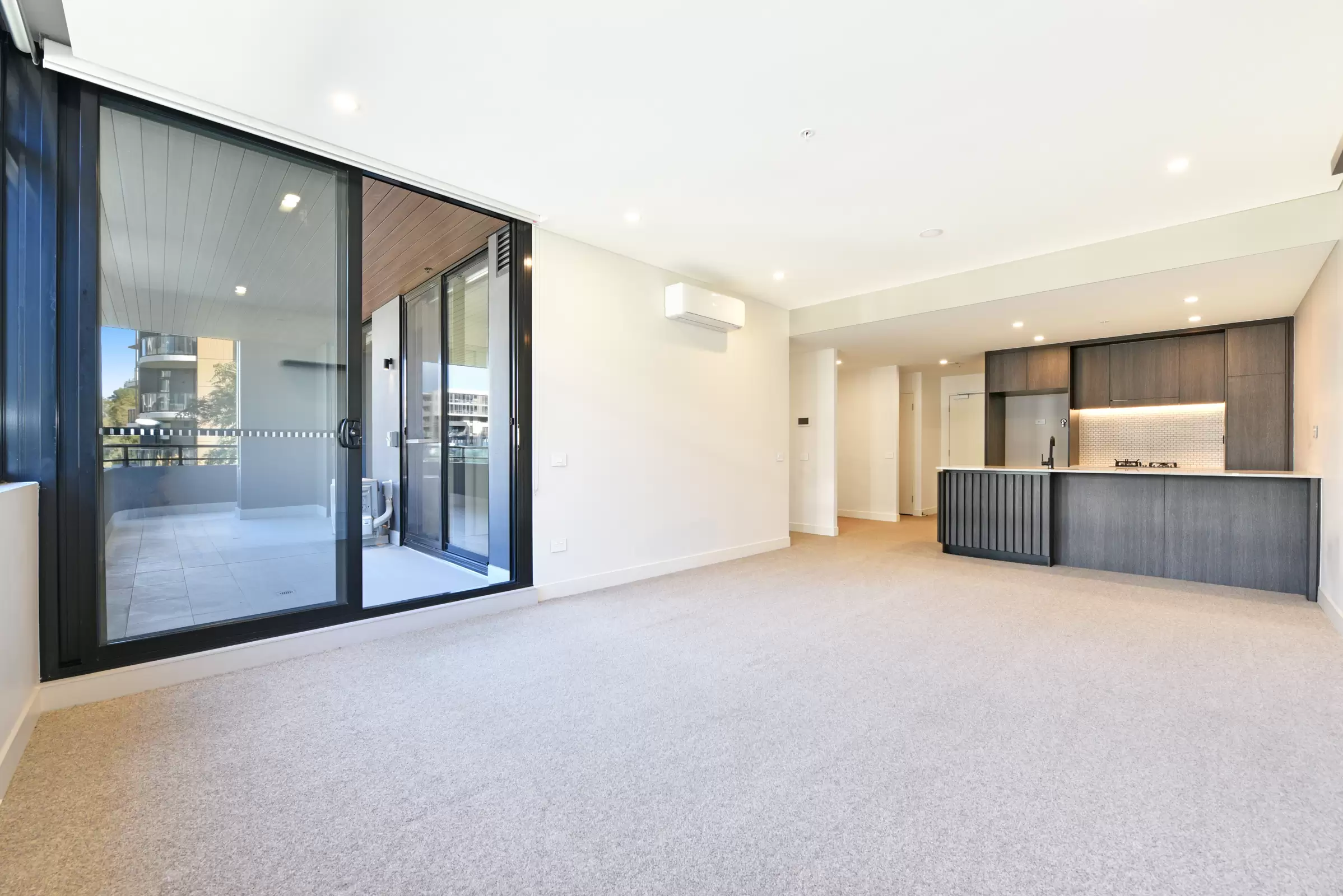 308/16 Hill Road, Wentworth Point Leased by Chidiac Realty - image 2
