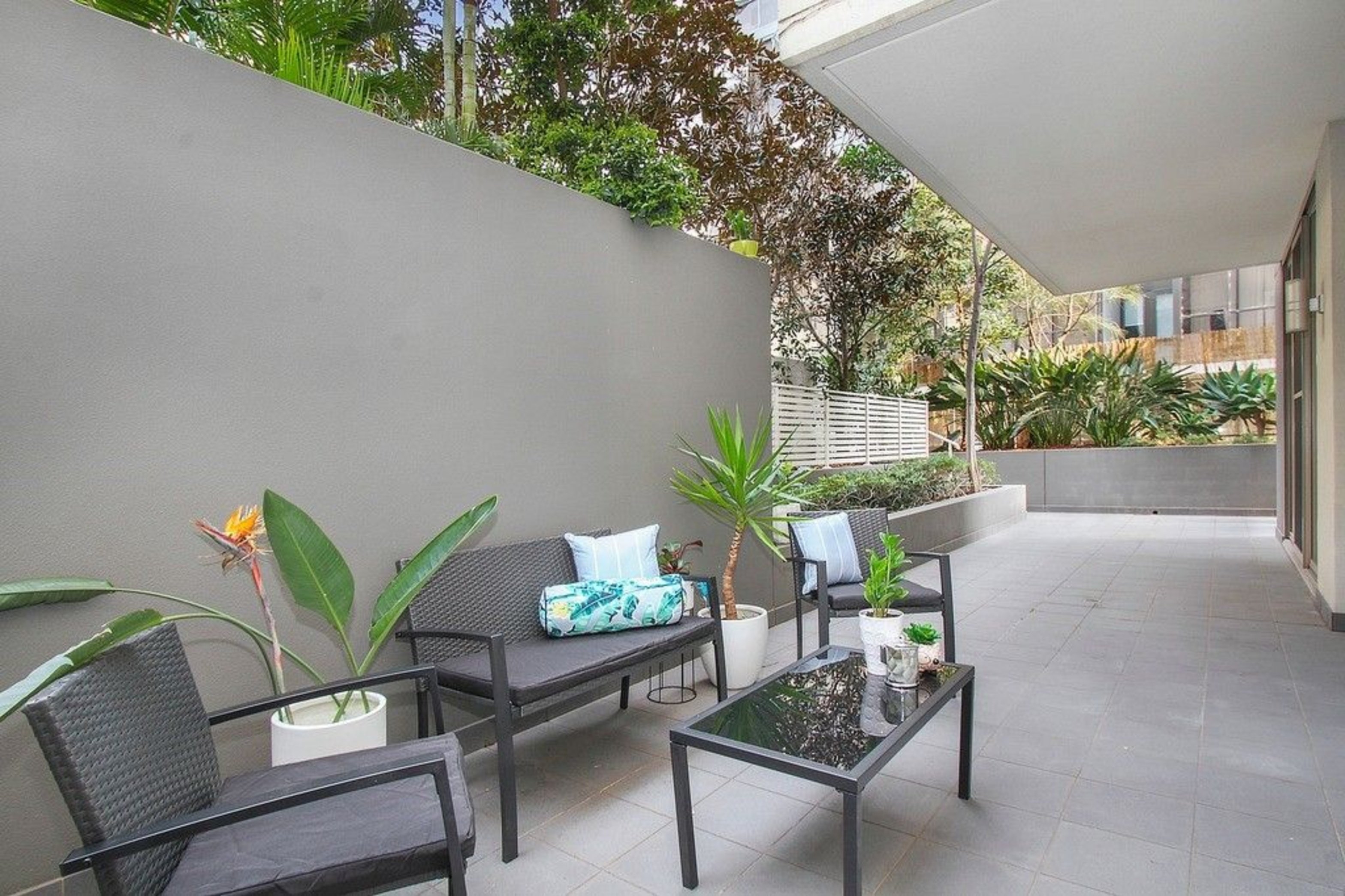 215/19 Hill Road, Wentworth Point Sold by Chidiac Realty - image 1