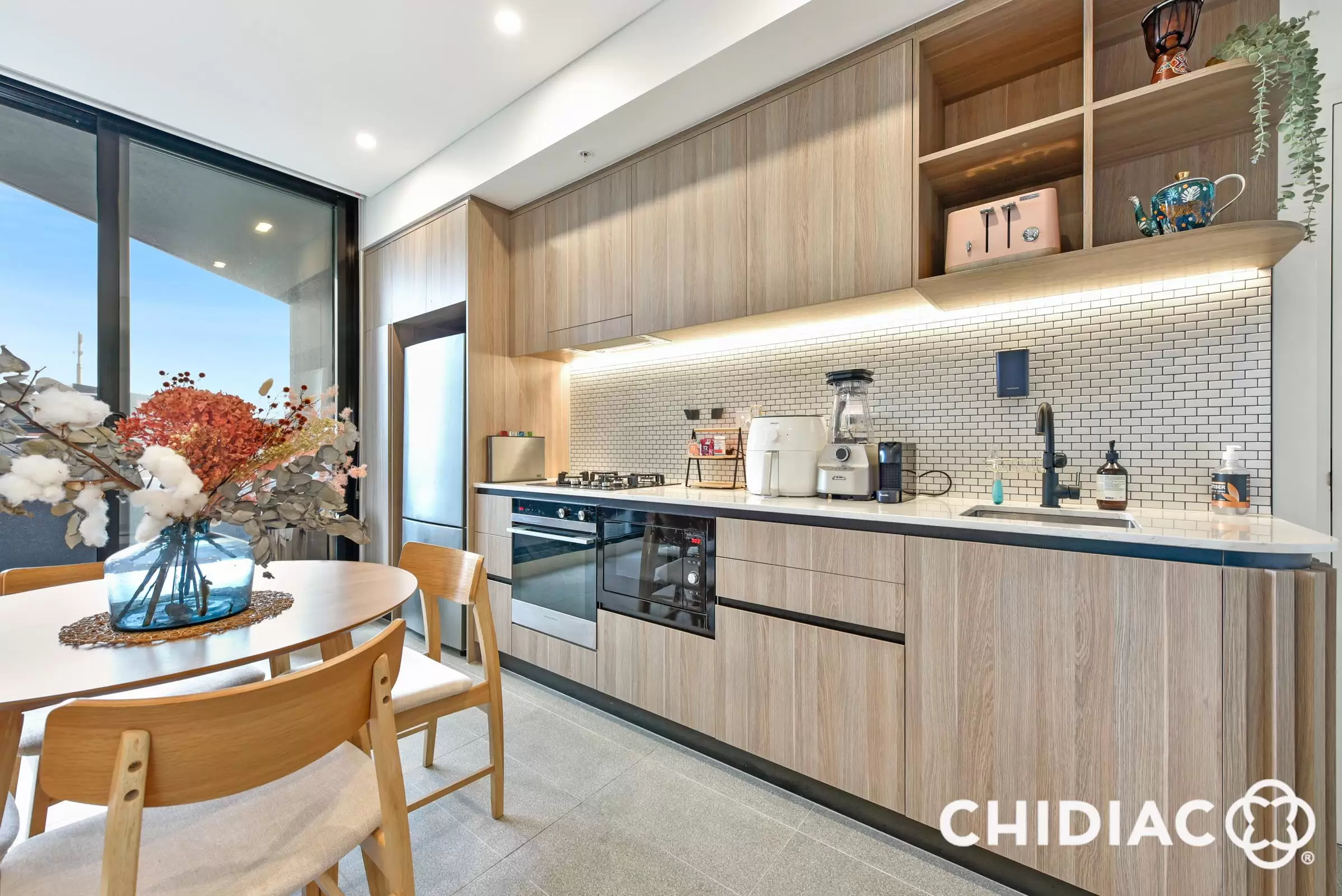 627/8 Lapwing Street, Wentworth Point Leased by Chidiac Realty - image 2