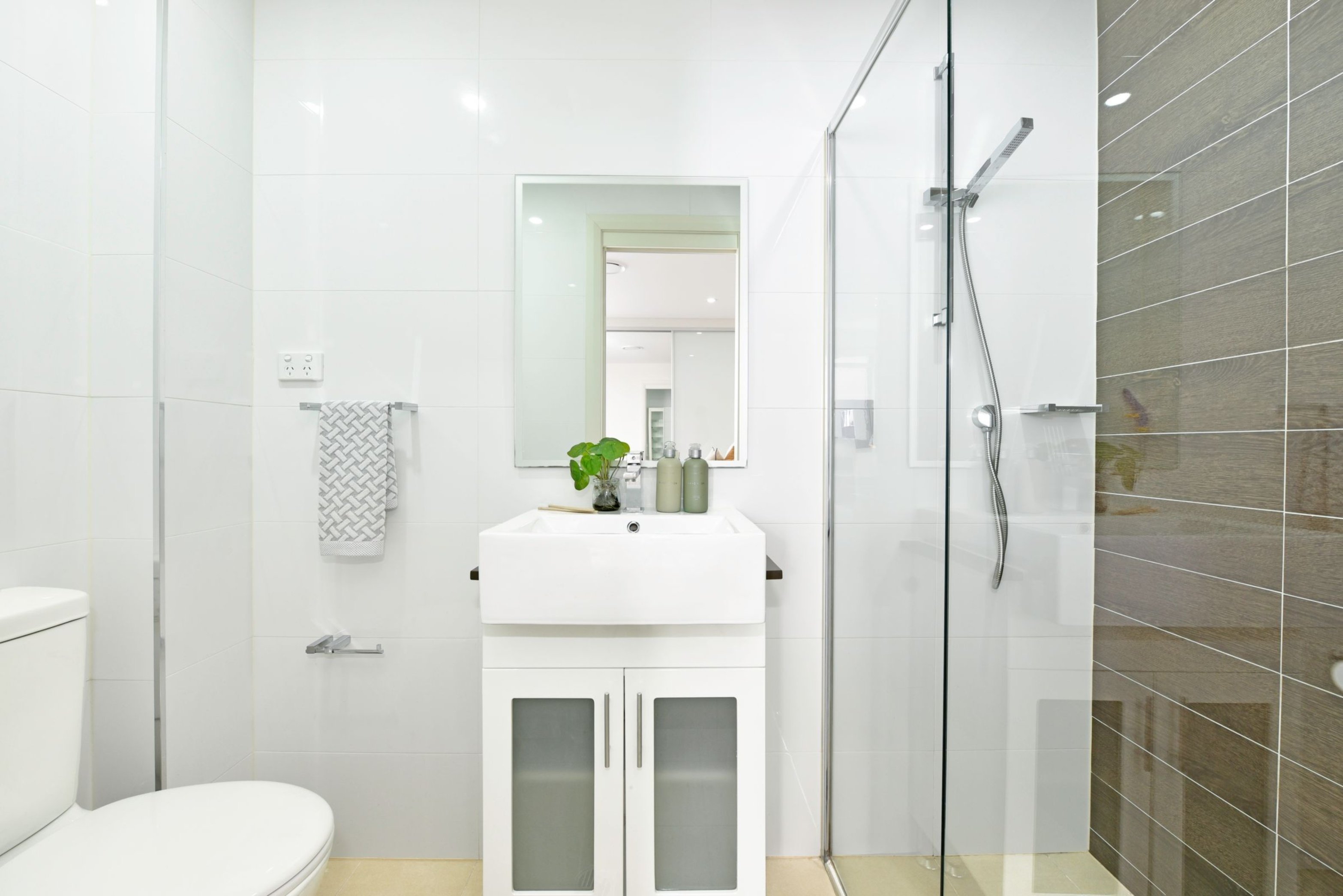 18/86-88 Tennyson Road, Mortlake Sold by Chidiac Realty - image 9