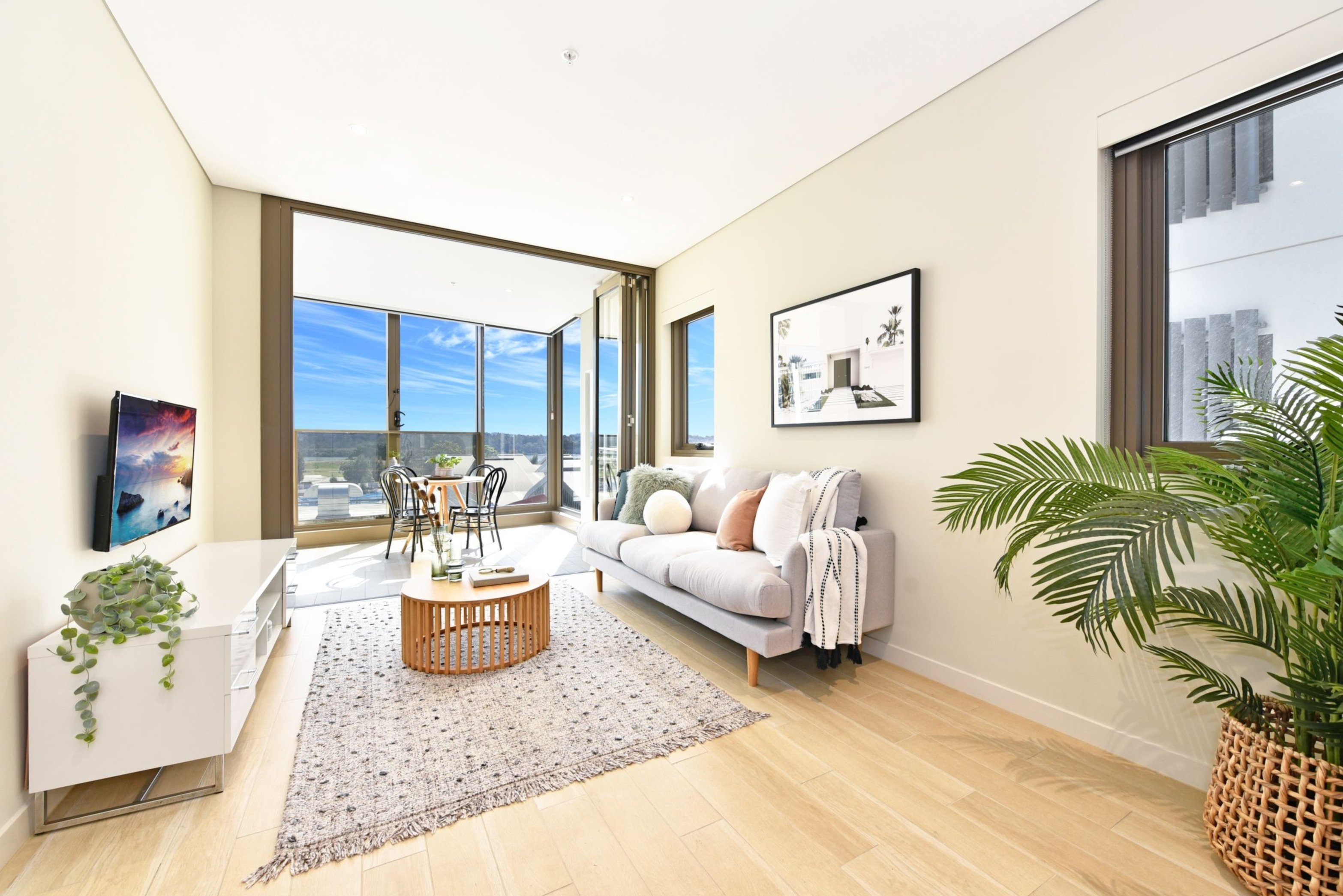 506/26 Footbridge Boulevard, Wentworth Point Sold by Chidiac Realty - image 1