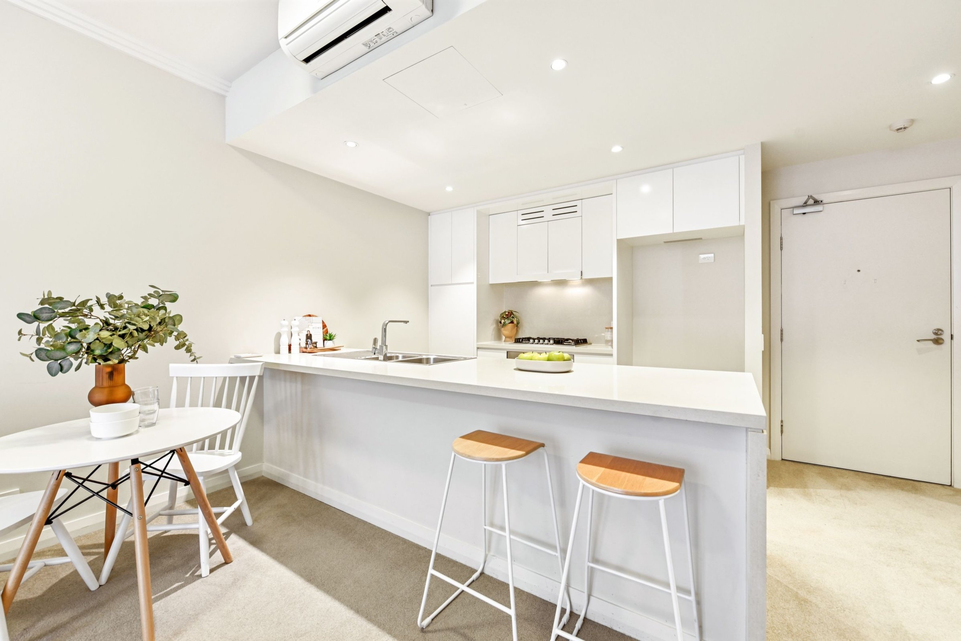 606/51 Hill Road, Wentworth Point Sold by Chidiac Realty - image 2