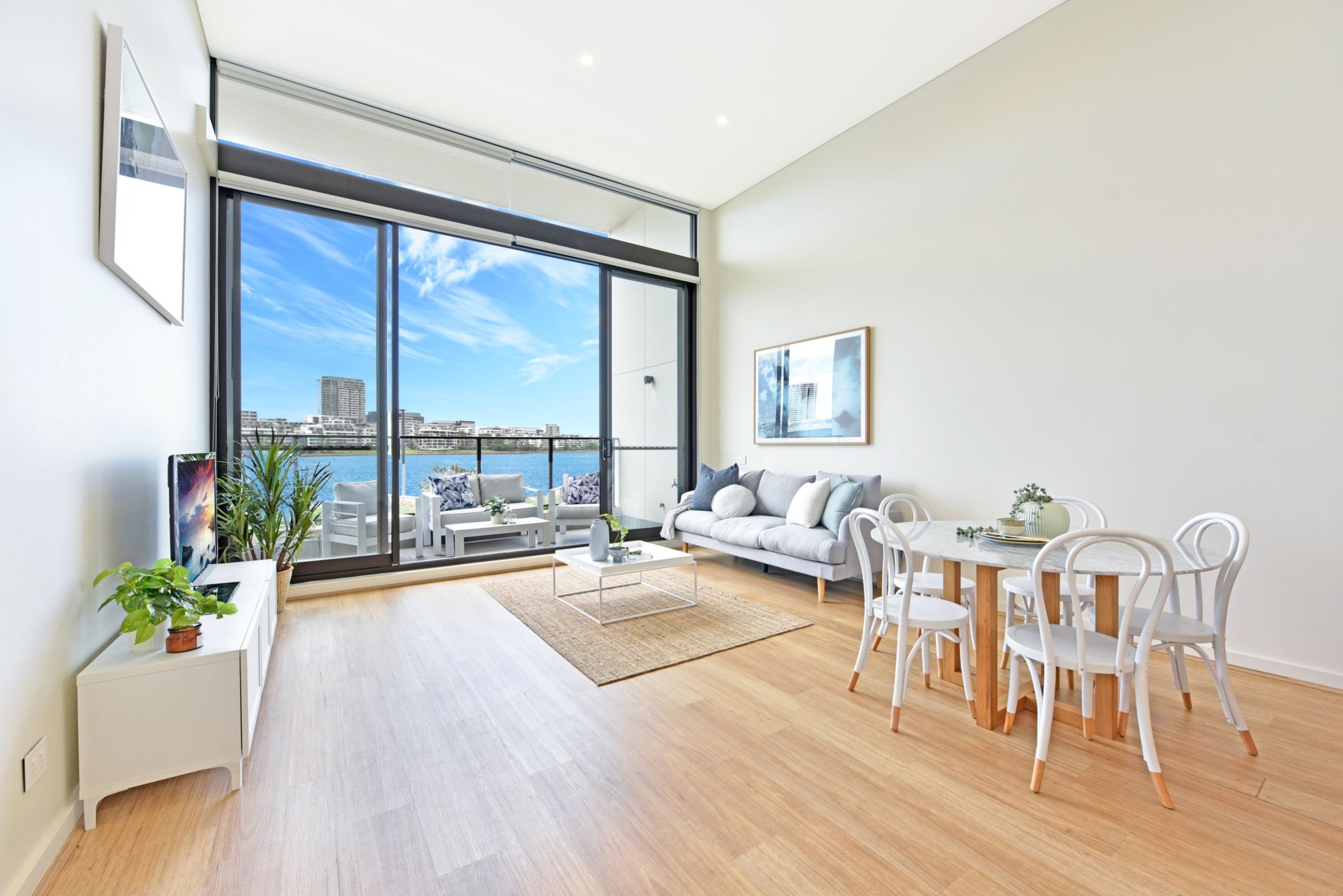 104/14 Half Street, Wentworth Point Sold by Chidiac Realty - image 1
