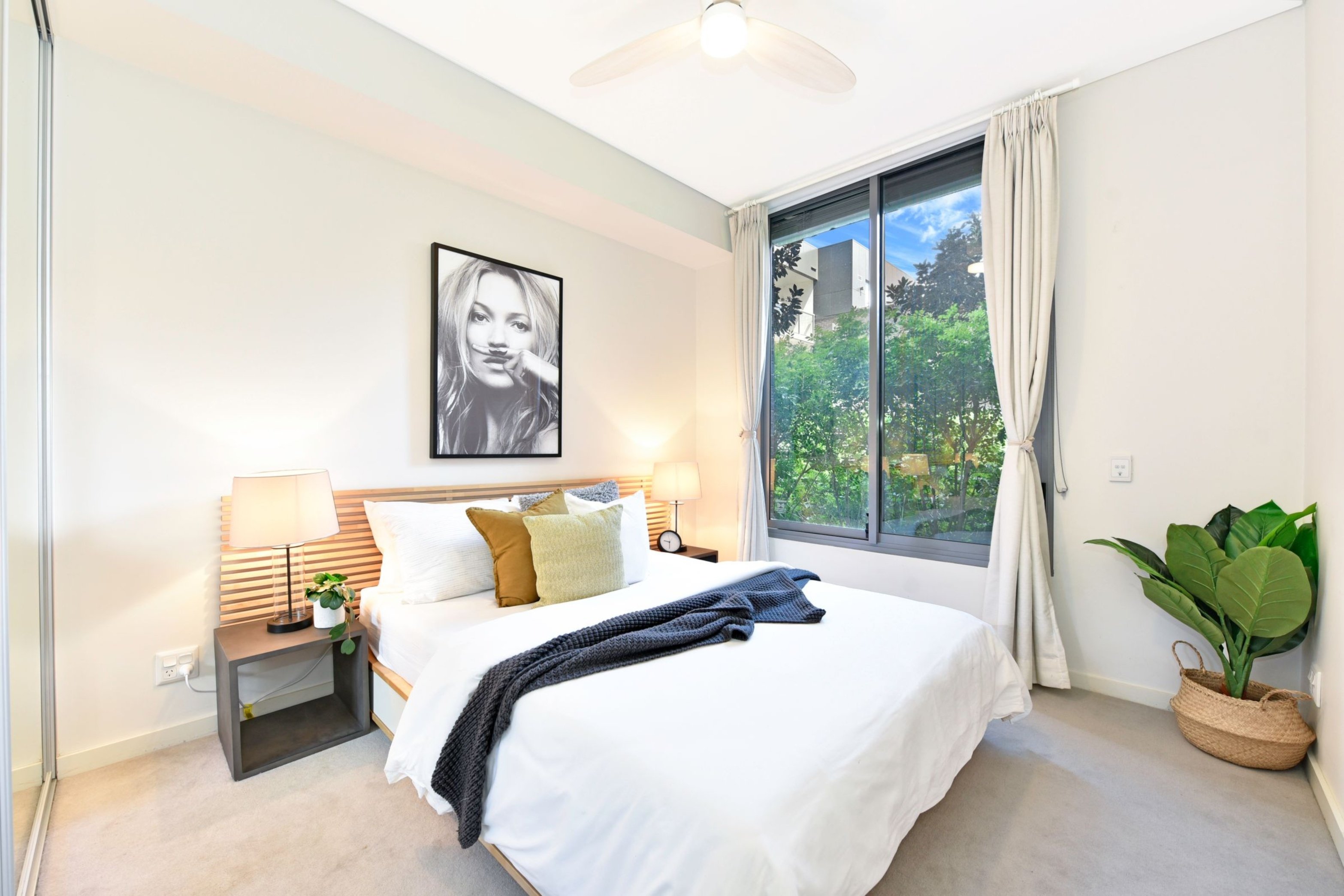 211/12 Nuvolari Place, Wentworth Point Sold by Chidiac Realty - image 7