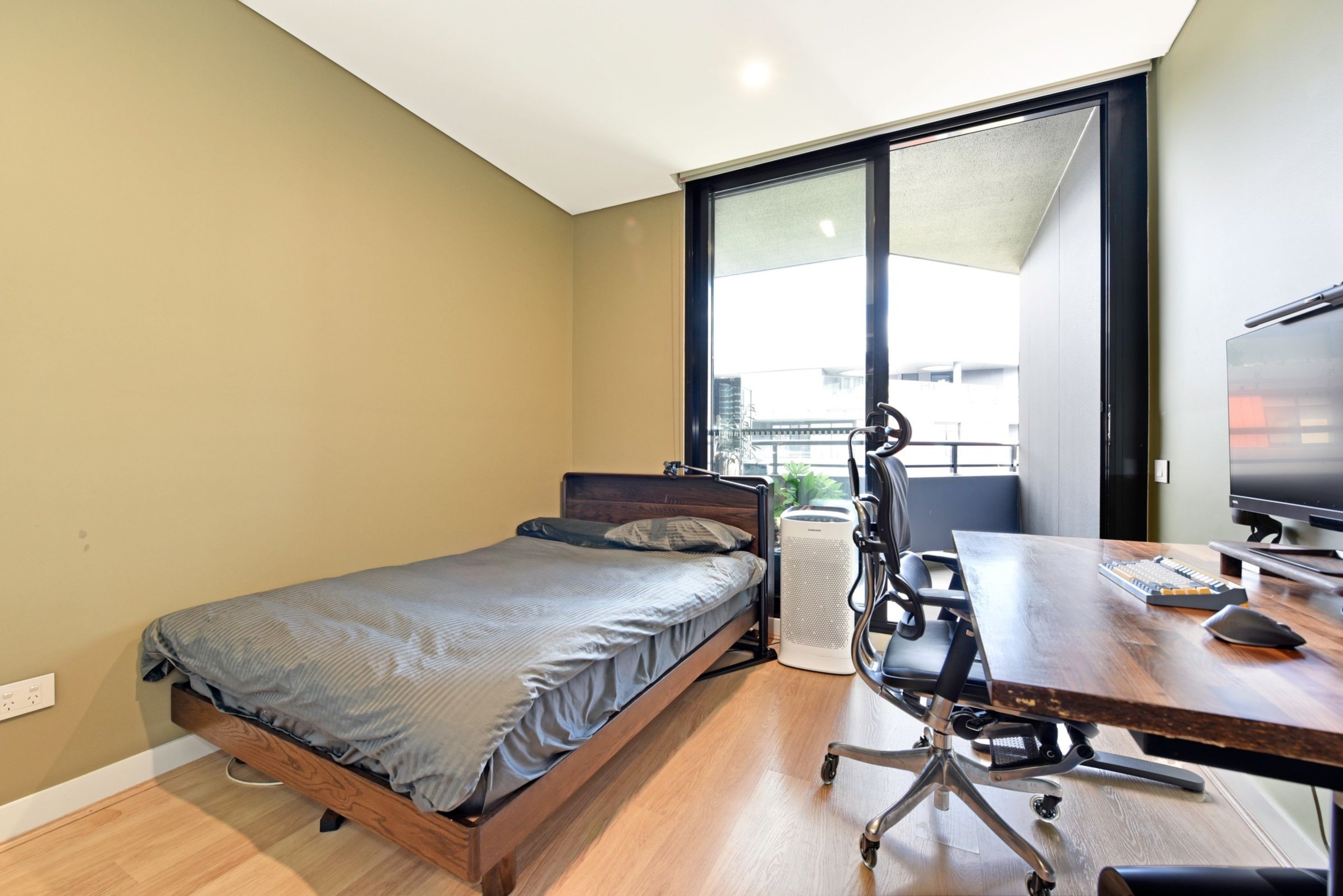 825/8 Lapwing St, Wentworth Point Sold by Chidiac Realty - image 7